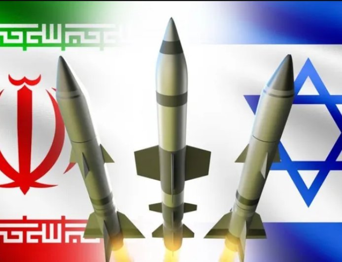 تصعيد غير مسبوق بين واشنطن وتل أبيب وطهران.. هل تقترب المنطقة من مواجهة كبرى؟ وروسيا والصين على خط الأزمة